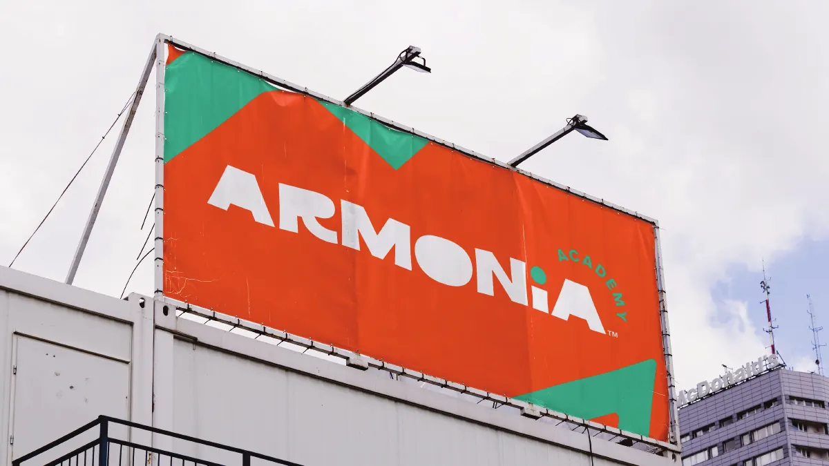 Armonia Academy, din brandbook · 55 de pagini 8